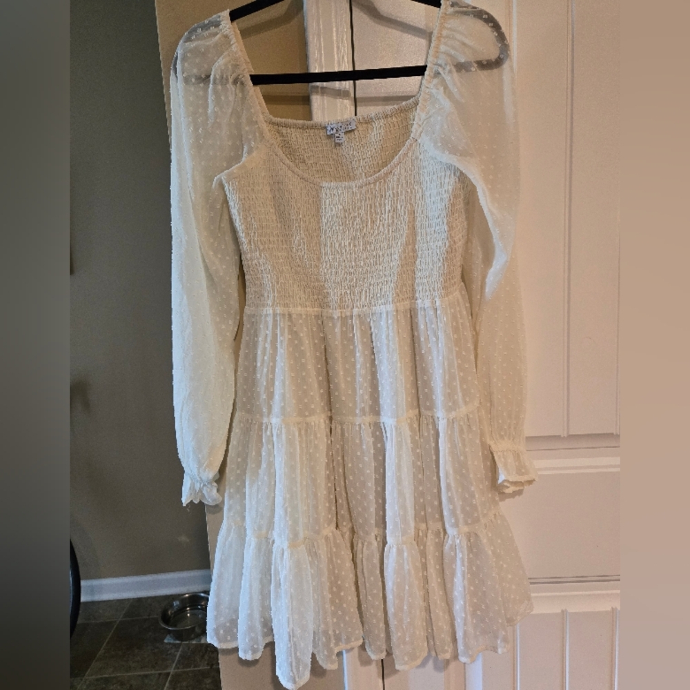Patrons of Peace Cream Long-Sleeve Smocked Dress Junior's sz Large